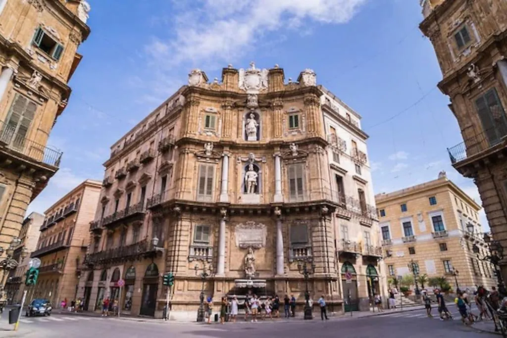 Ama Home-Intero Appartamento Con Terrazza Palermo-Politeama イタリア